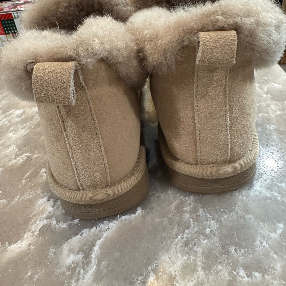 Women's Tan Fur-Lined Ankle Booties - Picture 4 of 9